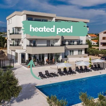 Boutique Hotel Ivy'Z Новаля Екстериор снимка
