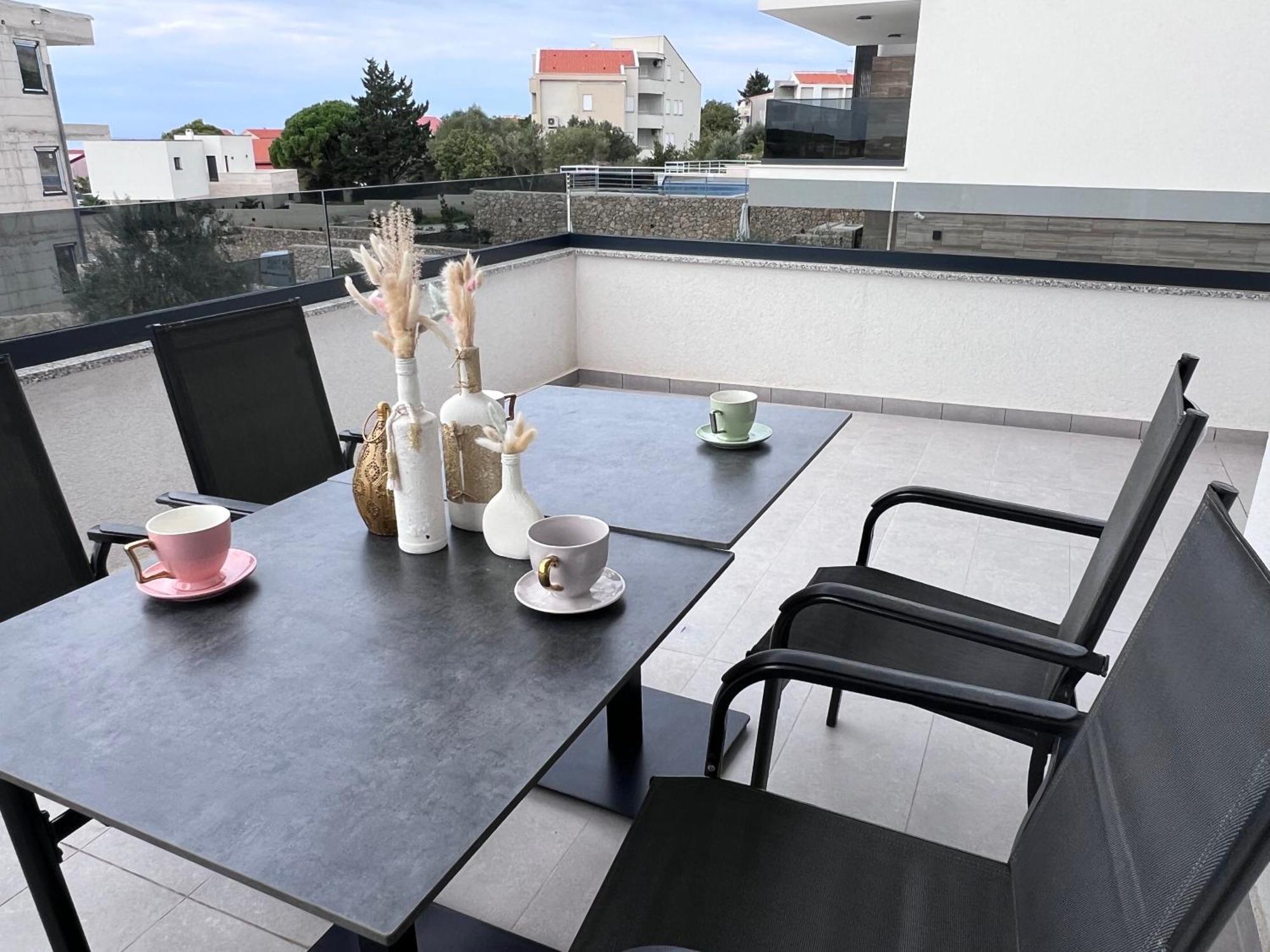 Boutique Hotel Ivy'Z Новаля Екстериор снимка
